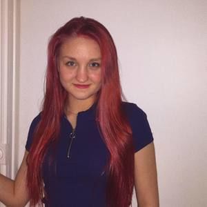 Meet your Posher, Mia-sarah